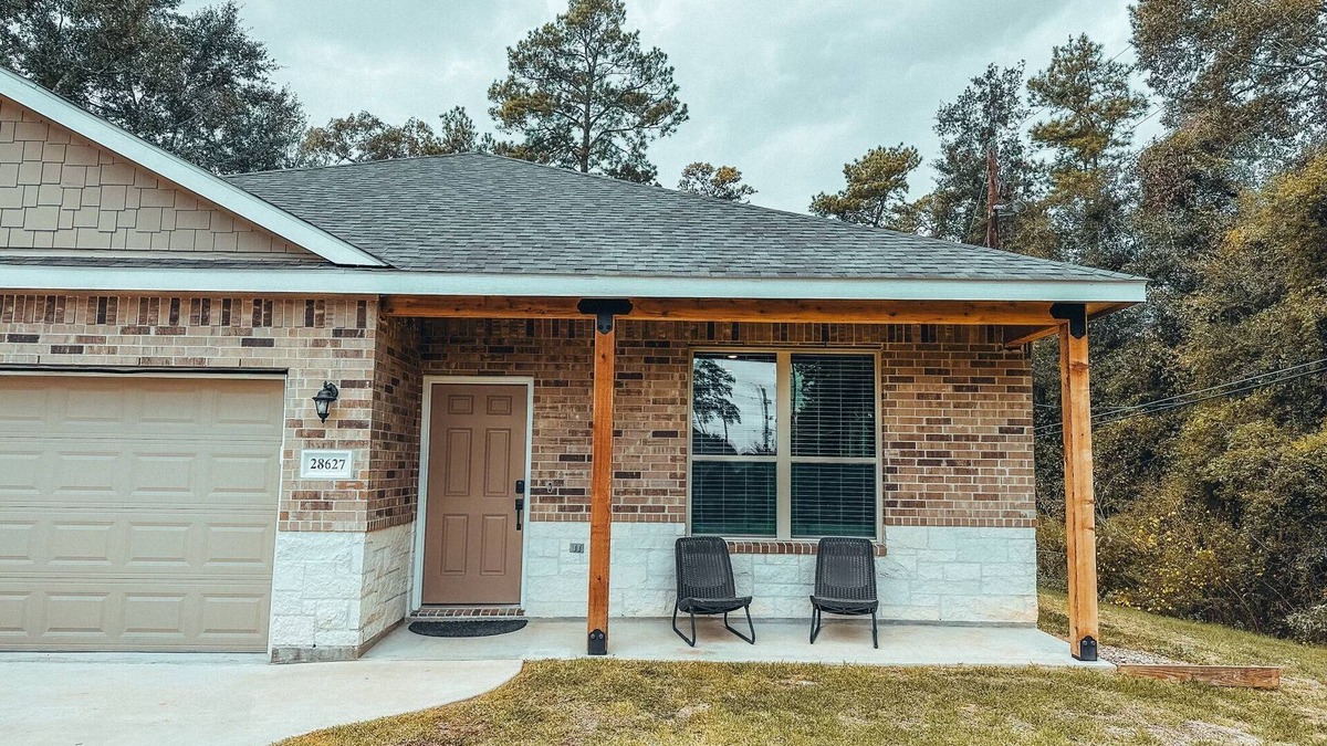 Magnolia House | Beautifully Spacious Home
