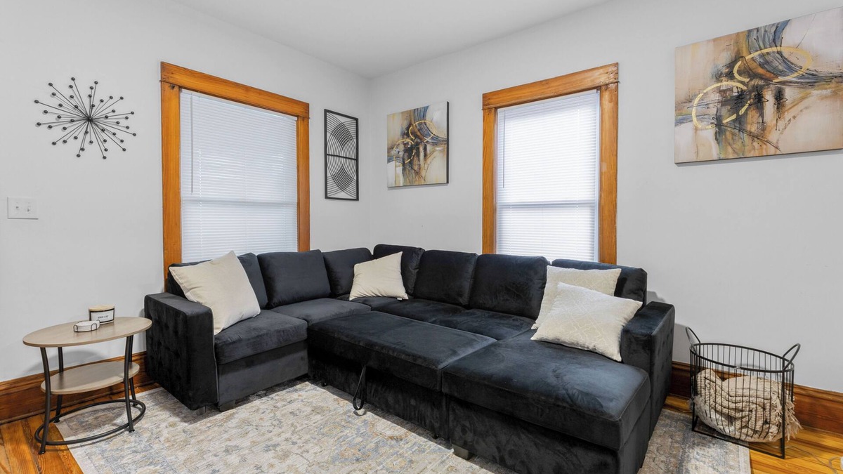 Creston Heights House | Beautifully Updated Gem on Carrier St – Walkable, Welcoming, and Well-Located!
