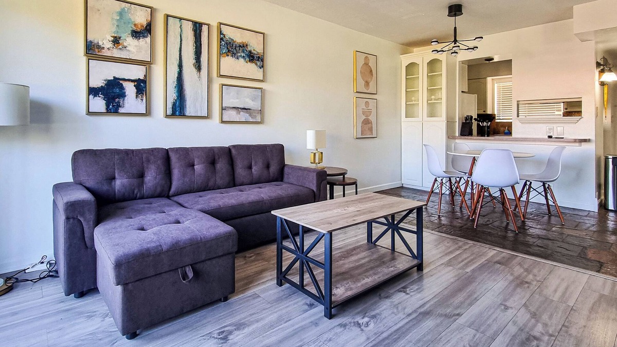 Fashion Square Apartment | Beauty 1BR Near Mall/Old Town & Bars