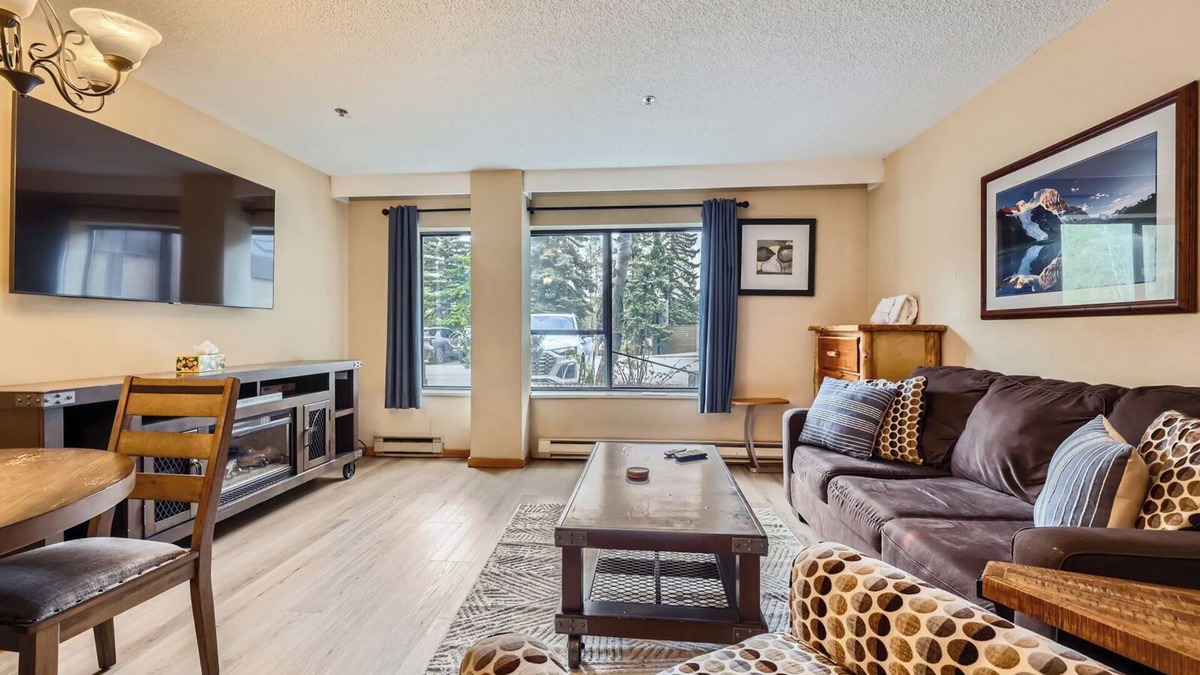 Peak 9 Condo | Beaver Run Condo: Ski In/Out, Hot Tubs, Dog-Friendly, Ground Floor