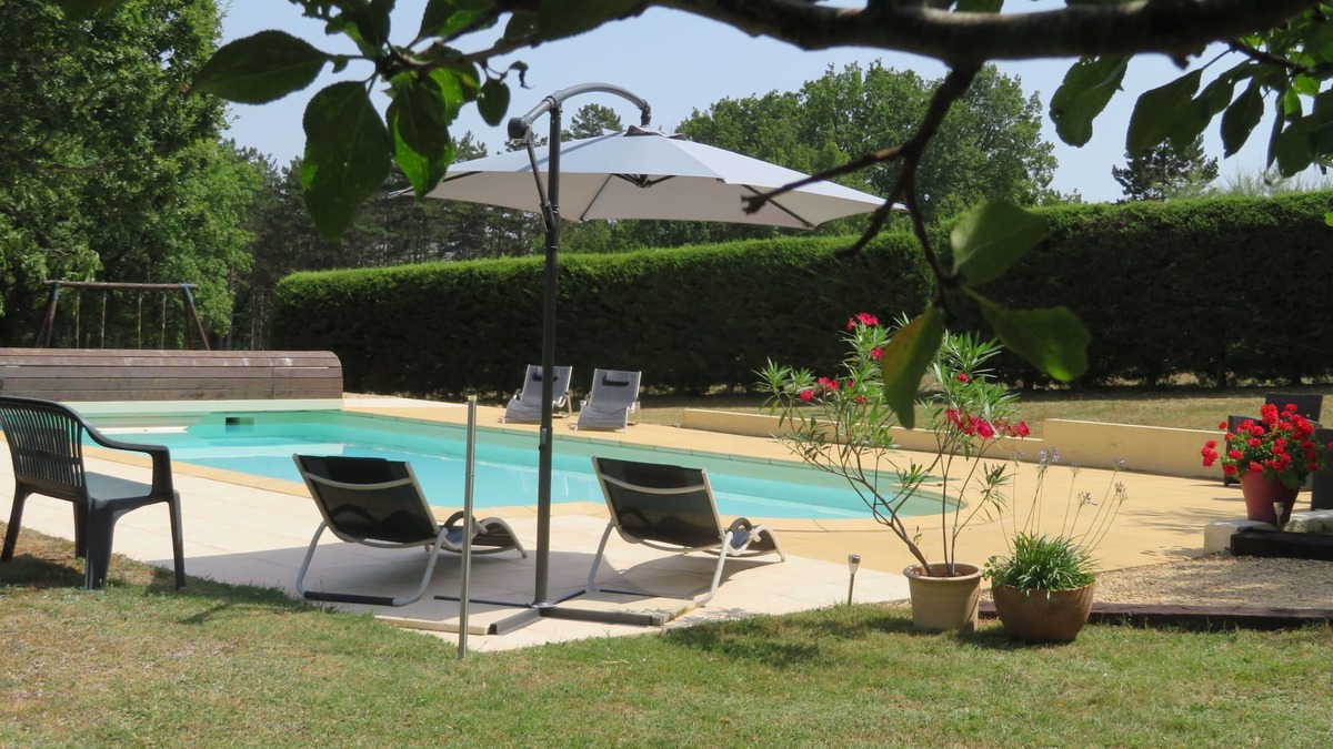 Saint-Martial-de-Nabirat Cabin | Bed and Breakfast-Dordogne-Périgord Noir-Piscine