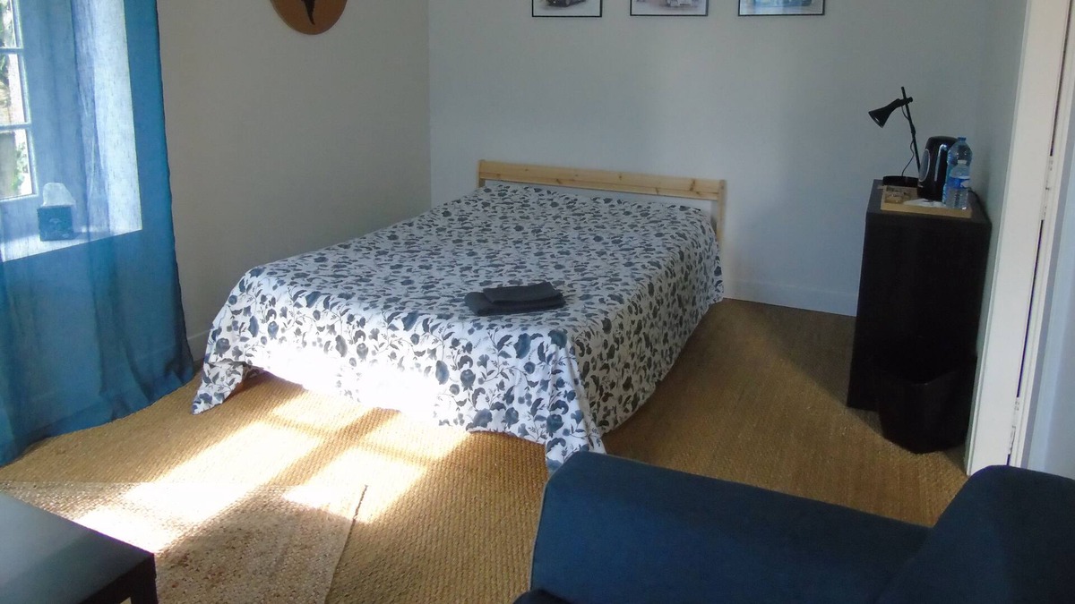 Marigne-Laille House | Bed and breakfast located 5km from the highway