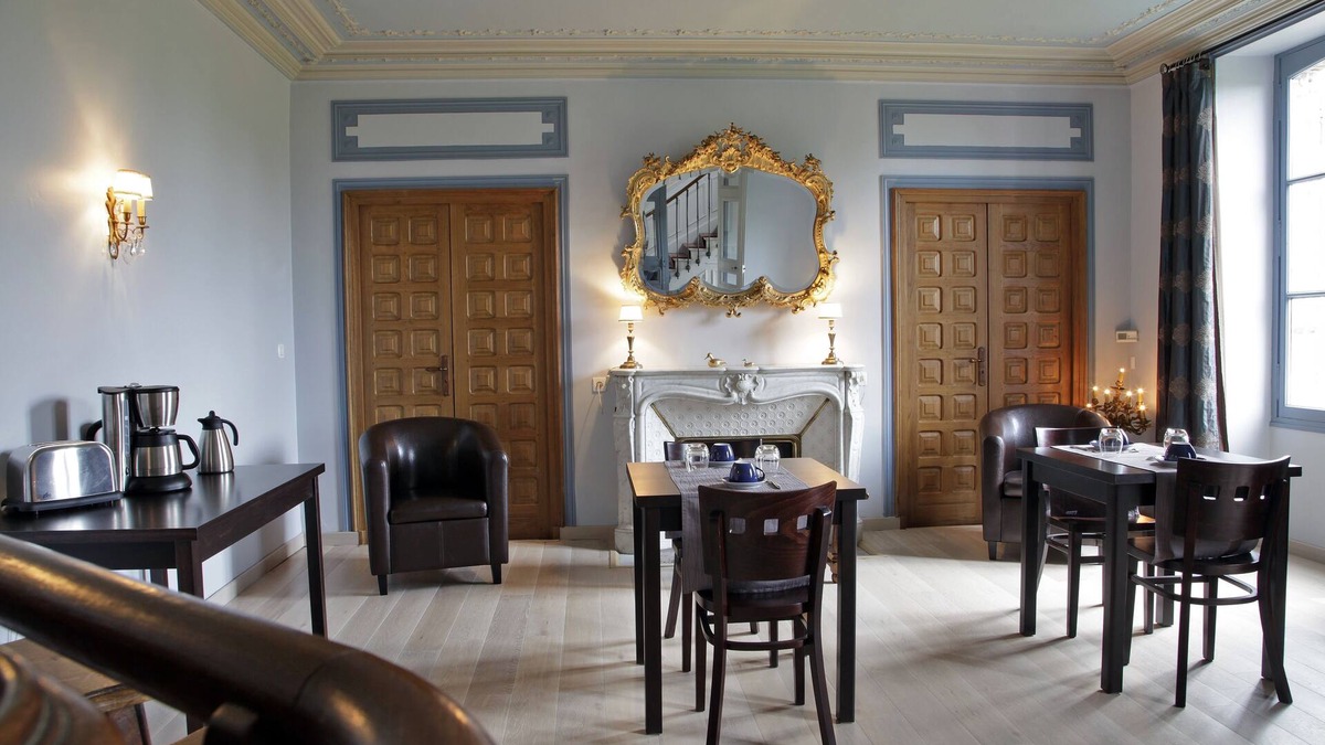 Meauce House | Bed and Breakfast "Désiré"