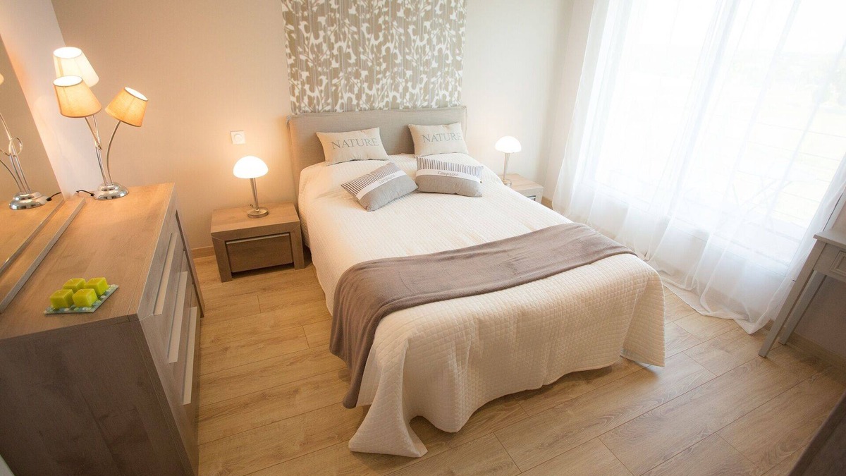Bruc-sur-Aff Bed & Breakfast | Bed and breakfast ZEN bathed in light