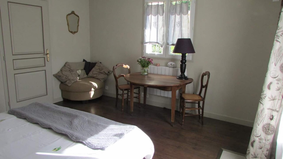 L'Etang-Vergy House | Bed and breakfast in Burgundy with swimming pool