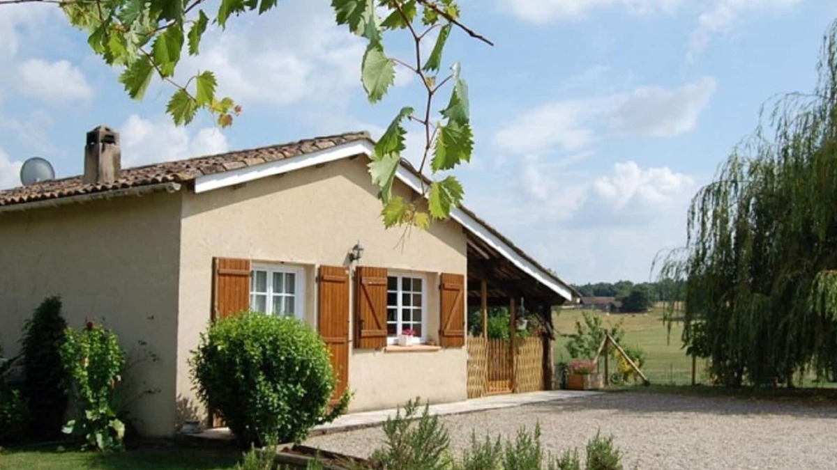 Monclar Cottage | Bed and breakfast gites de france on the contry perigord