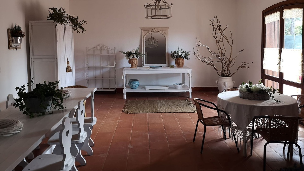 Ragalna Villa | Bed and Breakfast ideally located for excursions on the Etna volcano