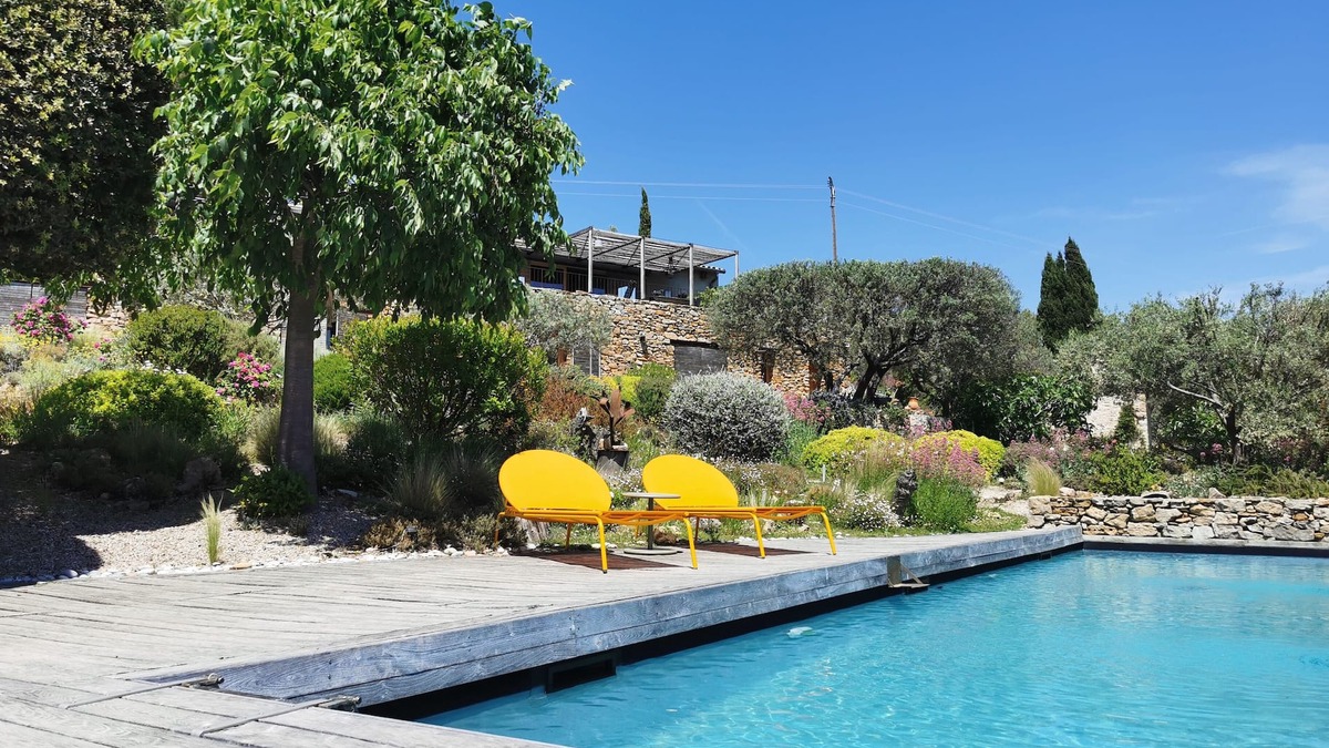 Cotignac Bed & Breakfast | BED AND BREAKFAST IN THE HEART OF GREEN PROVENCE BETWEEN SEA AND MOUNTAINS