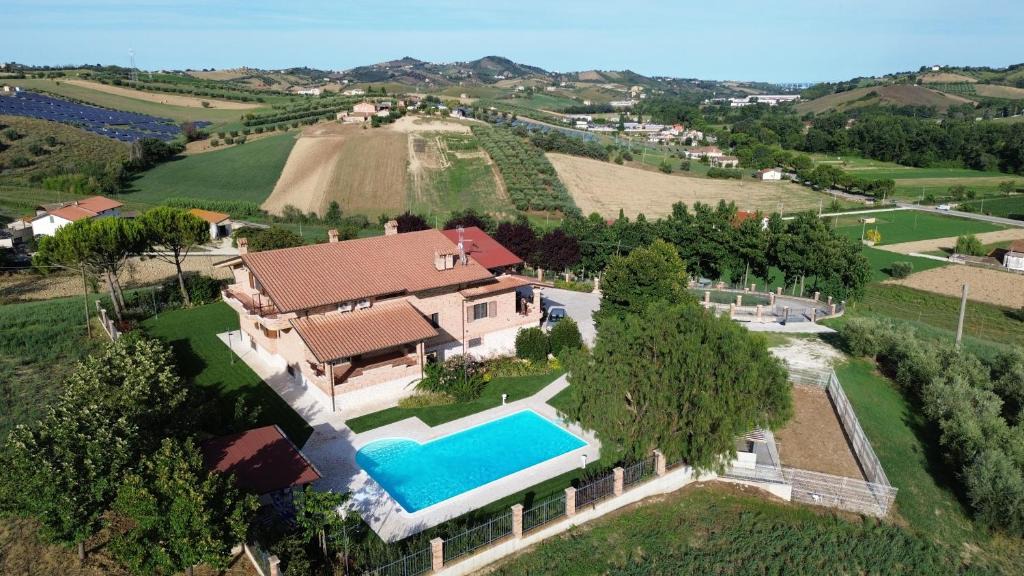 Sant'Omero Bed & Breakfast | Bed and Breakfast a casa di Valerio