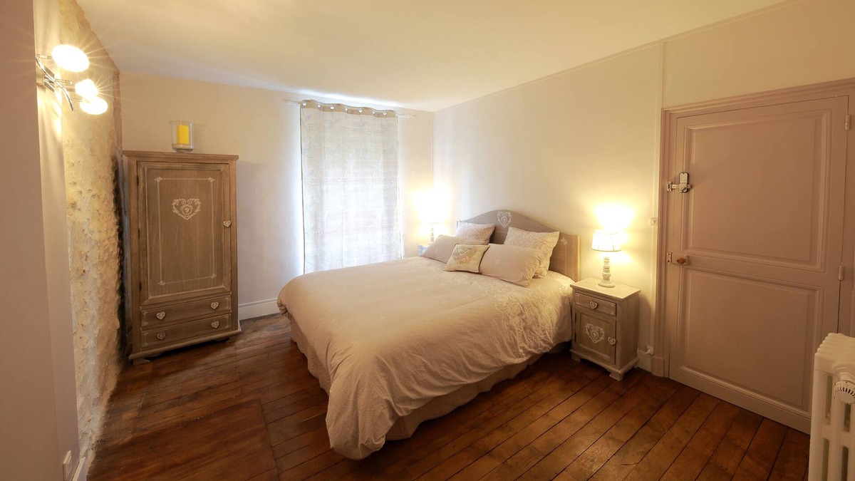 Latille House | Bed and Breakfast La Loge des Fées Ch. Melusine