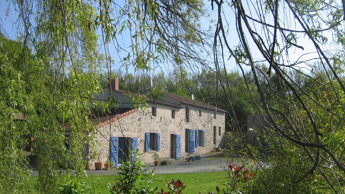 Mauleon House | bed and breakfast near Puy du Fou