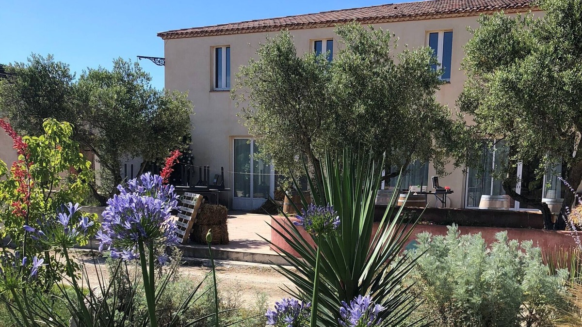 Saint-Laurent-d'Aigouze House | Bed and breakfast in Camargue