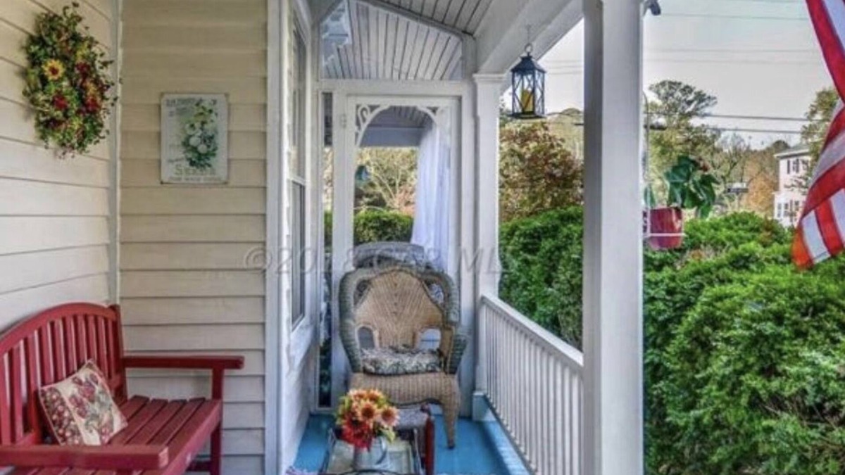 Princess Anne Bed & Breakfast | BED & BREAK