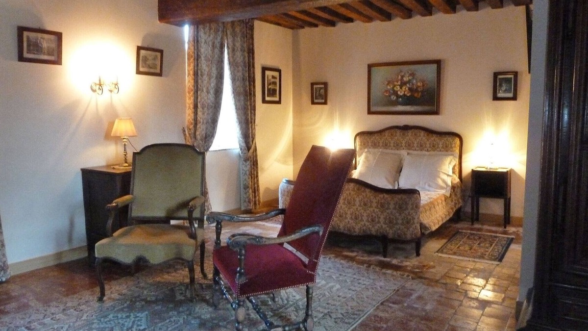 Chateau-sur-Allier Other | Bed & breakfast in château in Allier