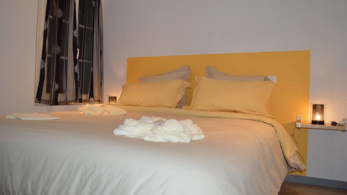 Hautvillers House | Bed & breakfast in Hautvillers, the birthplace of champagne (5min. Epernay, 15min. Reims)