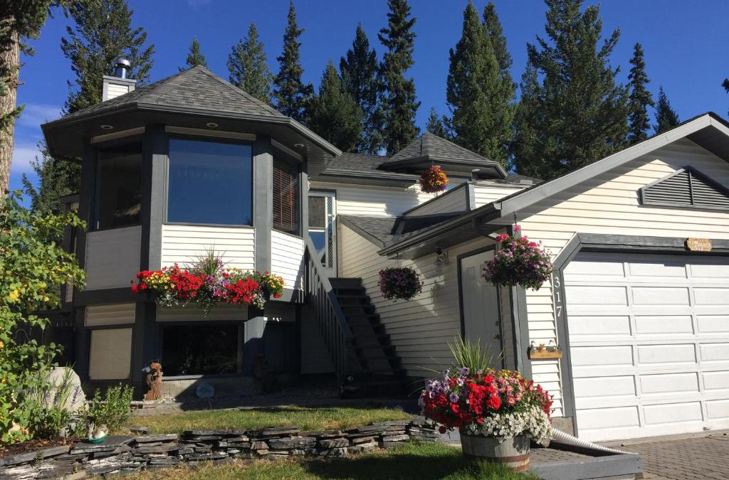 Cougar Creek Bed & Breakfast | Bed & Breakfast Monarch