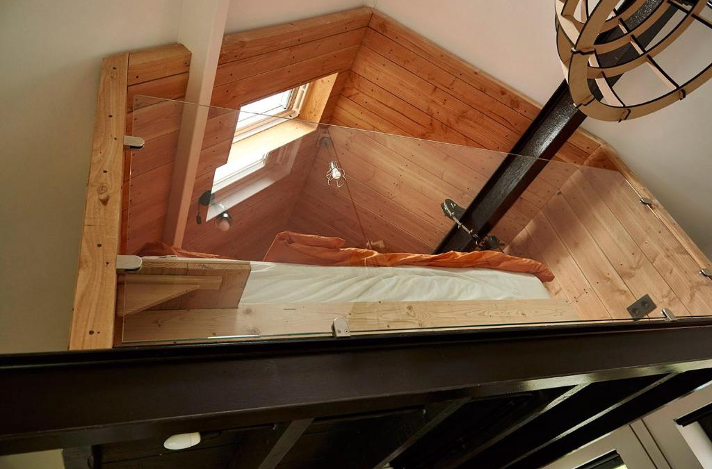 Beek-Ubbergen Apartment | Bed in Beek