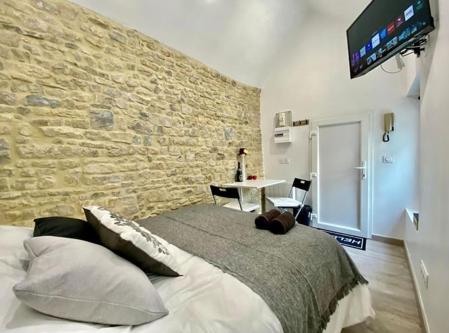 Bayeux Apartment | Bed in the city - APPART’HOTEL - Historical center