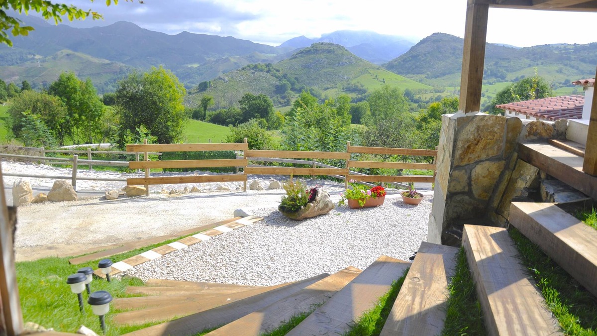 Bobia de Arriba Cottage | BED TERRACE ONÍS