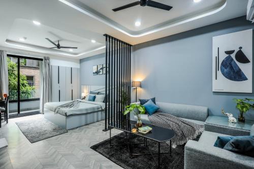 Sushant Lok Apartment | BedChambers Serviced Apartments, Golf Course Road, Gurgaon
