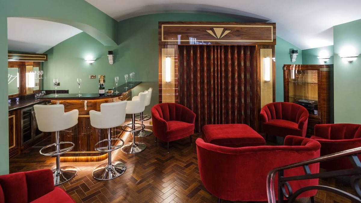 Kemptown Apartment | Bedford House Apartment: Sea-facing former celebrity home