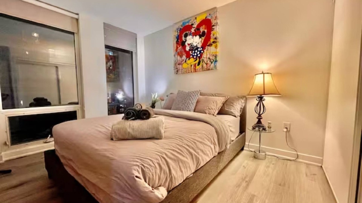 CityPlace Bed & Breakfast | Bedroom 1 & Breakfast