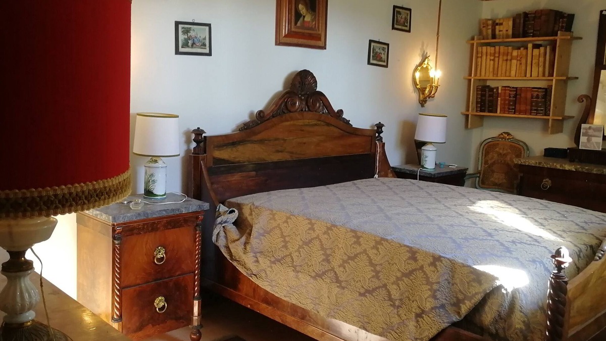Chiesanuova House | Bedroom 2 pers, private bathroom in historical Villa with swimming pool