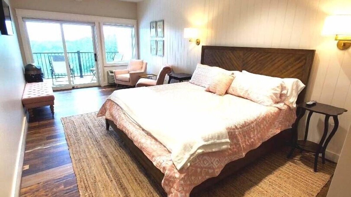 Westfield Cabin | Bedroom 7 - The Big Creek Lodge