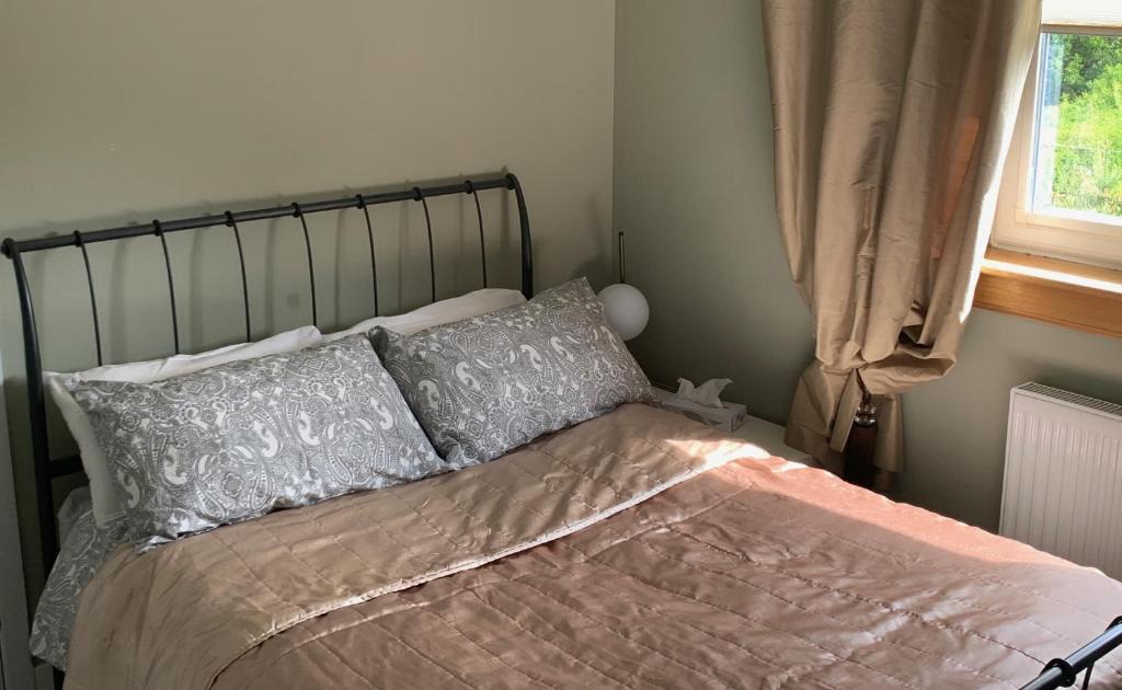 Restalrig House | Bedroom in Findlay Apartment