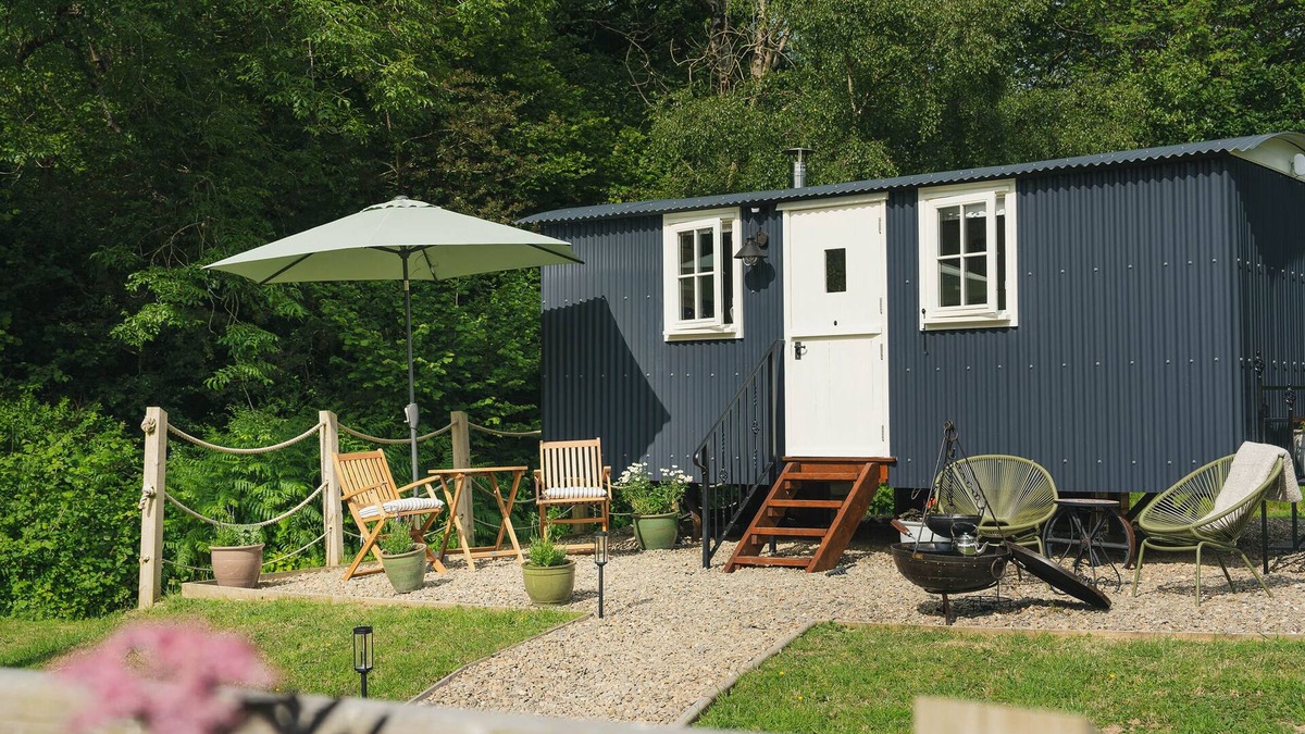 Oakford Cottage | BEDWEN, pet friendly, with open fire in Aberaeron
