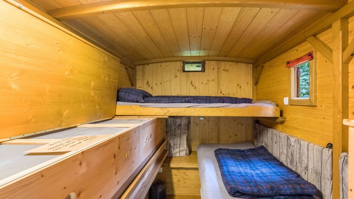 Wildberg Apartment | Bee wagon, 8sqm, 1 living/sleeping room, max. 2 persons
