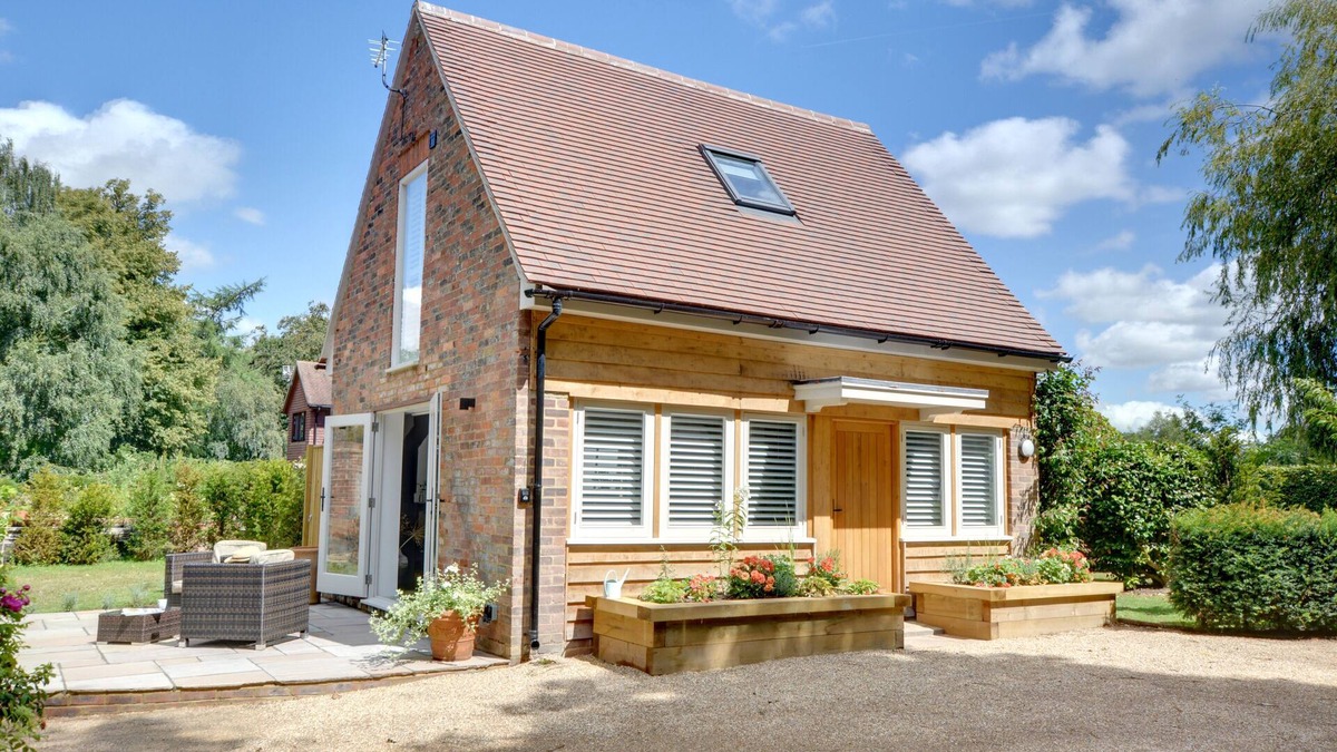 Cranbrook House | Beech Cottage at Fir House