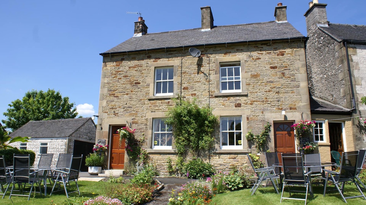 Hartington Cottage | Beech Cottage, centrally situated in the village of Hartington