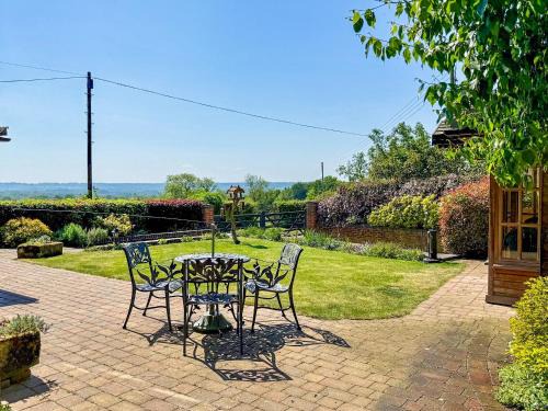 Denstone House | Beech Cottage