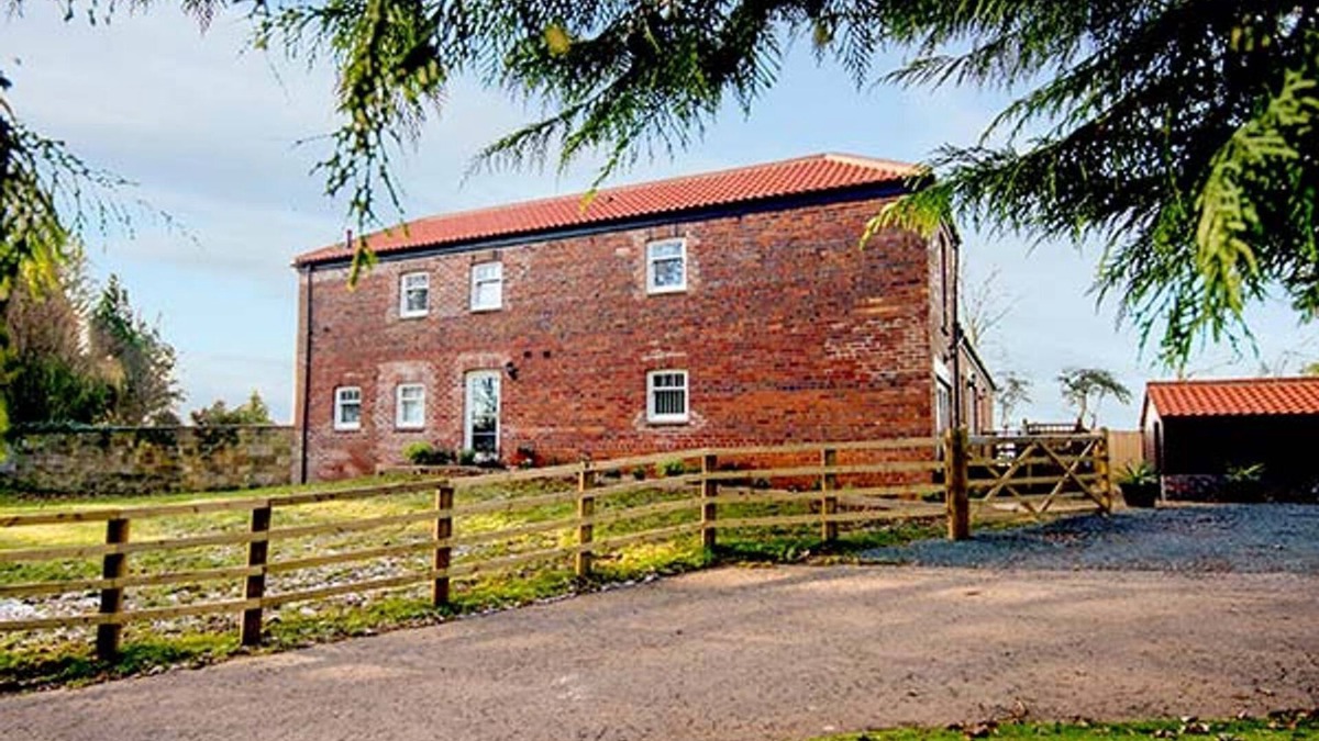 Carlton-in-Cleveland Cottage | BEECHWOOD COTTAGE, family friendly, with open fire in Great Ayton