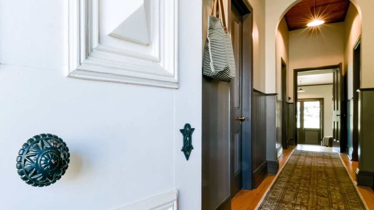 Beechworth House | Beechworth Waterfall Cottage
