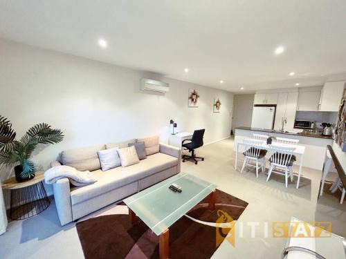 Turner Apartment | Beige & Beautiful - 1bd 1bth Apt - Close to ANU