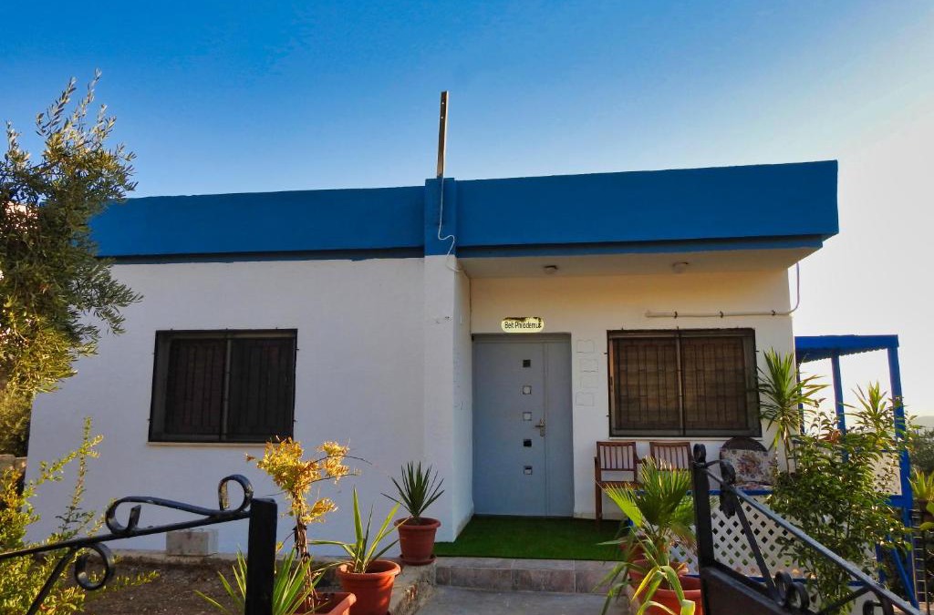 Umm Qais Bed & Breakfast | Beit Philodemus