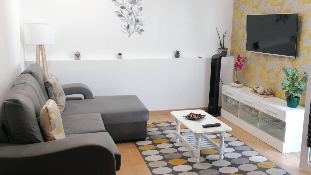 Beja Apartment | Beja Garden Apartment with Balcony, Terrace and Wi-Fi