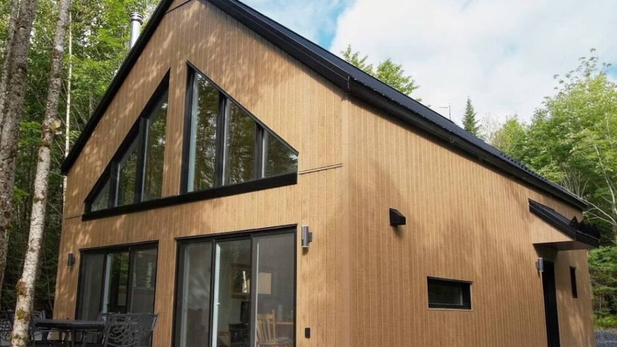 Sainte-Cecile-de-Whitton Ski Chalet | Bekvām - Nature and hot tub