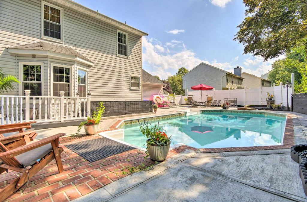 Bel Air South Apartment | Bel Air Apartment with Pool about 2 Mi to Main St