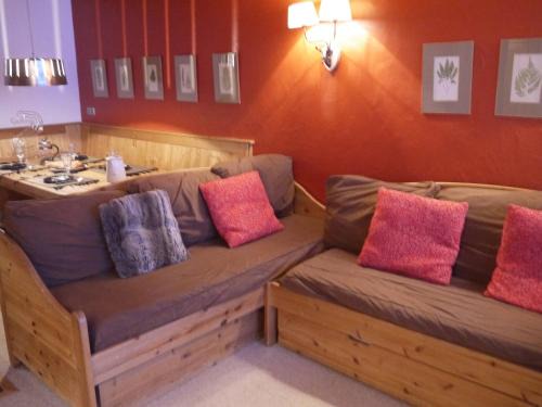 Meribel-Mottaret Apartment | Bel appart T2 avec balcon proche pistes et commerces à Méribel - FR-1-355-70