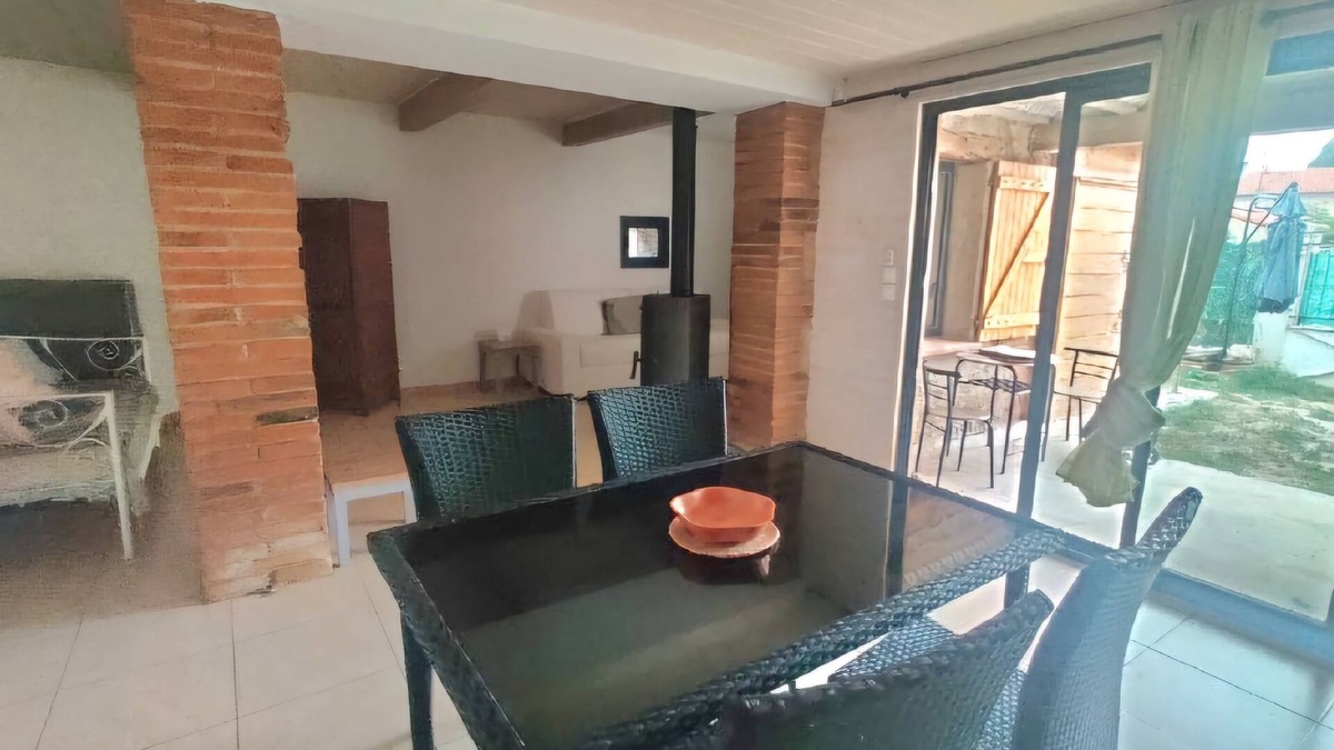 Corbere-les-Cabanes Apartment | Bel Appartement, au Calme. Animaux de Compagnie Acceptés !