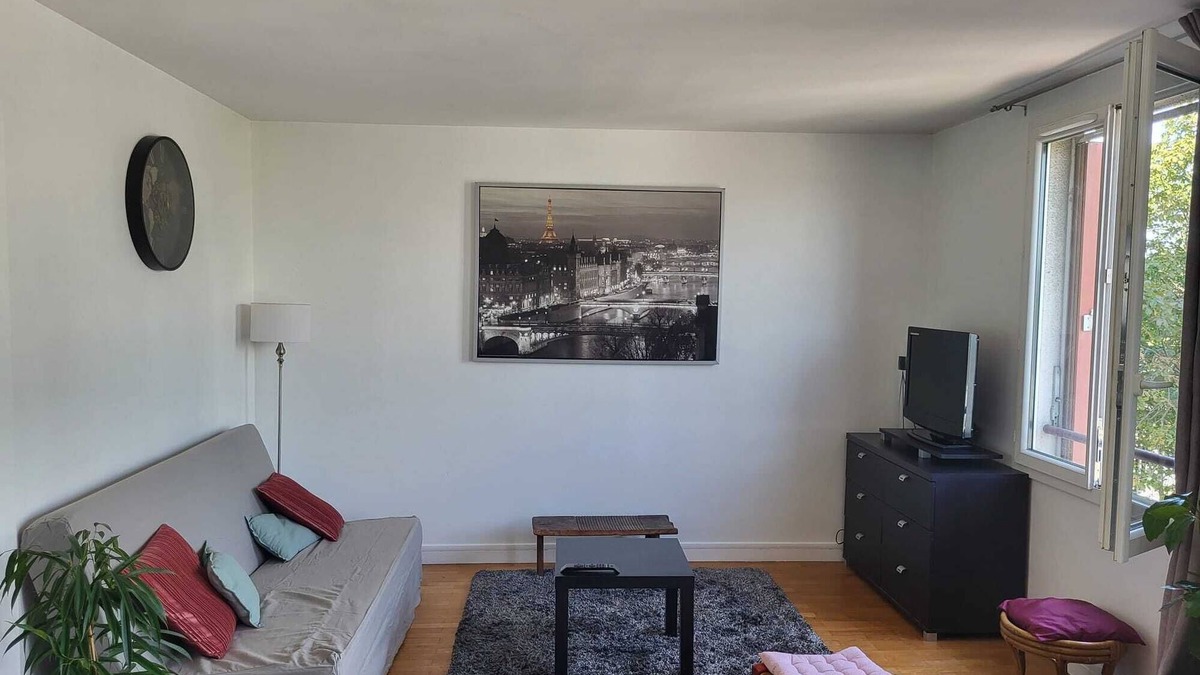 La Courneuve Apartment | Bel Appartement à 2 pas de Paris, Stade de France, Aéroport Cdg, et Disney