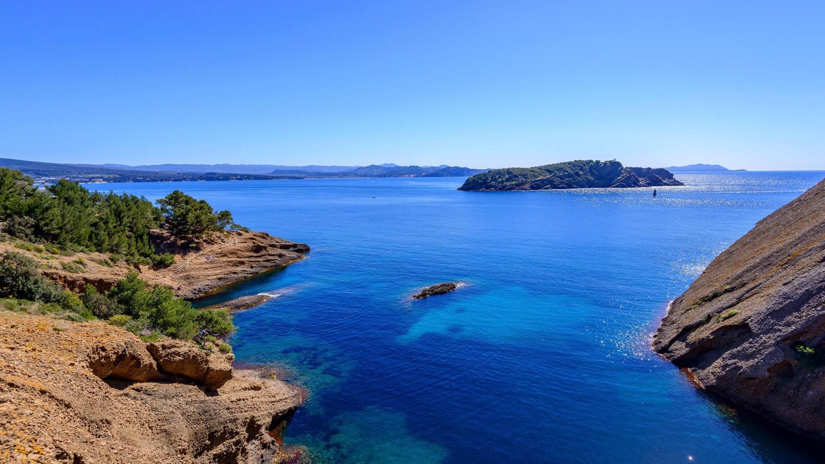 La Ciotat Apartment | Bel Appartement, de 46m², Tout Équipé, à Proximité des Plages .a