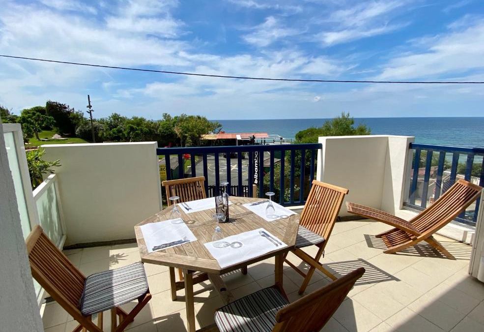 Kokotia Apartment | Bel appartement vue mer - 1er rang front de mer