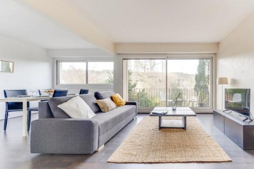 Gif-sur-Yvette Apartment | Bel Espace, Paris-saclay, Visite Famille Business