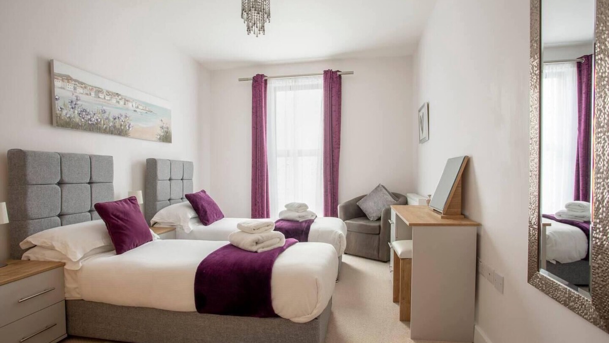 Redhill Apartment | Belfry Quarters, Redhill