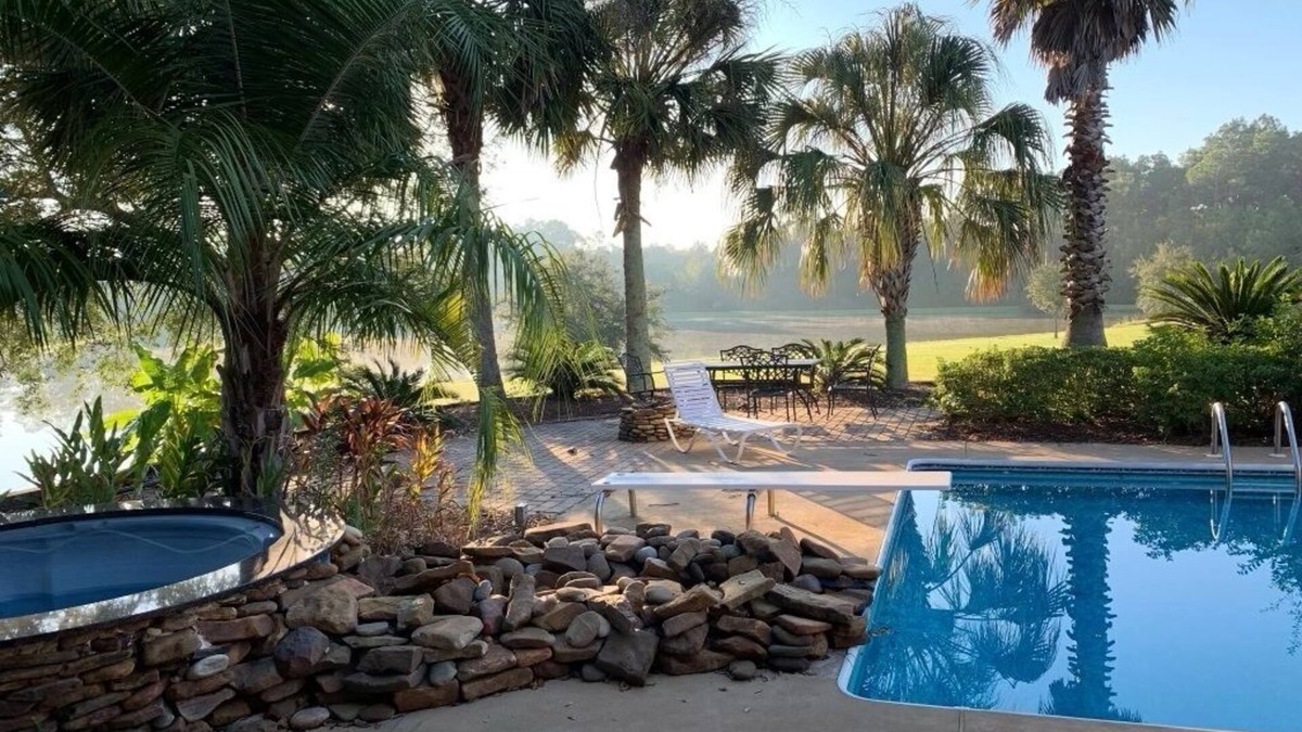 Union Church House | Bell Creek Lake Front Villa