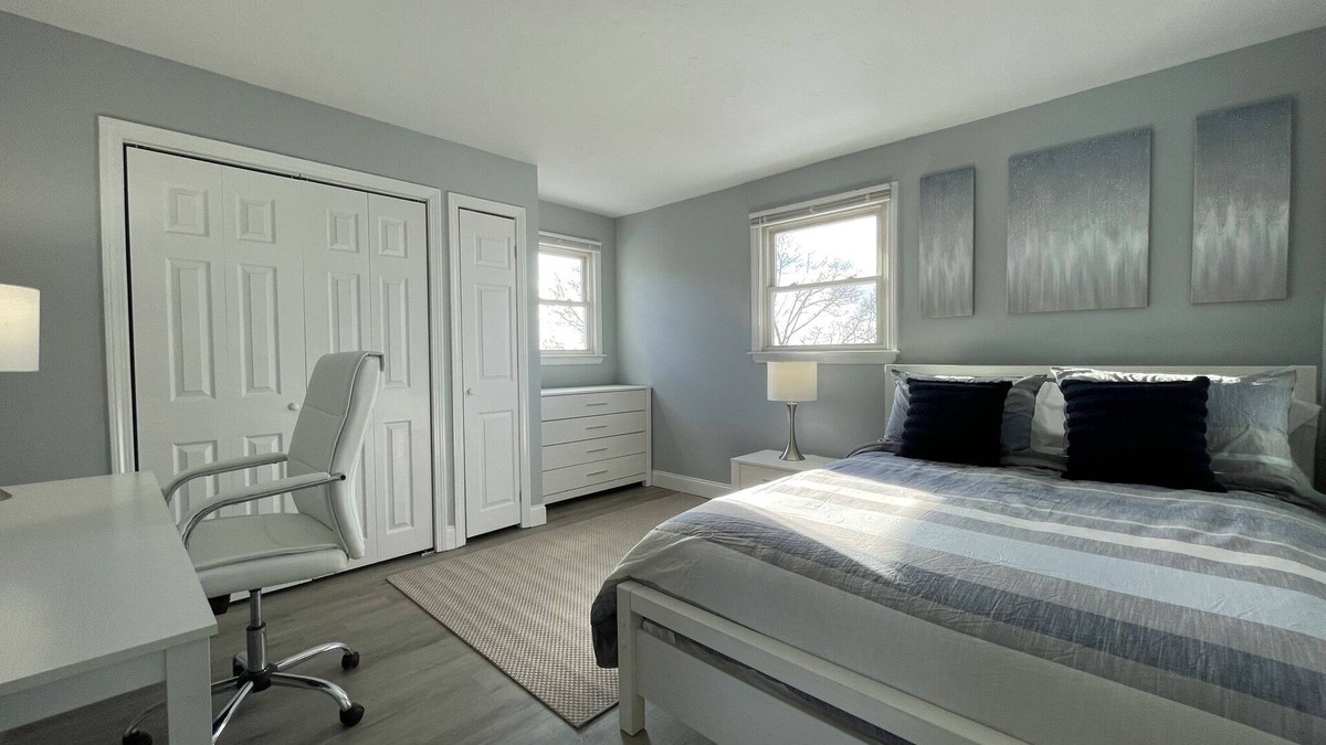 Worcester Apartment | Bell Hill Modern 2BD Condo near Hospitals | HBHS